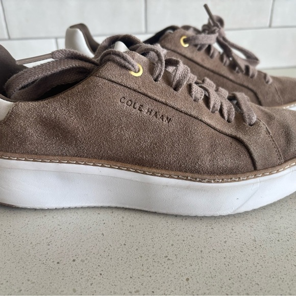 Cole Haan Women's Grand Pro Topspin Sneaker Taupe Size 6.5 EUC - Picture 5 of 9